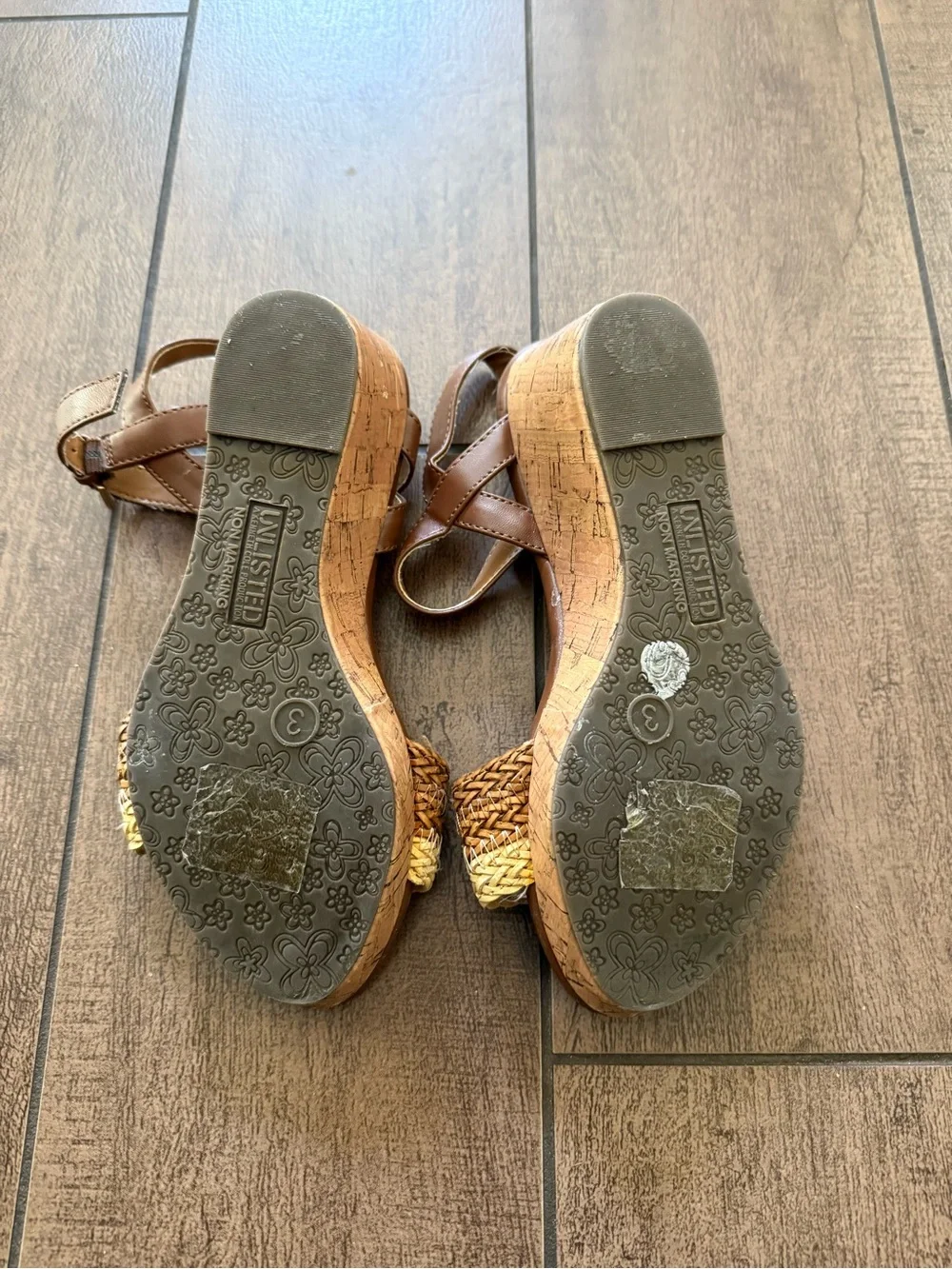 Unlisted comfortable women